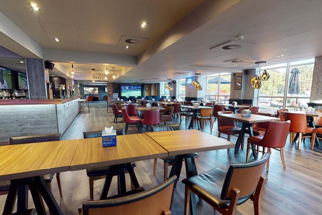 Village Hotel Bournemouth Dış mekan fotoğraf