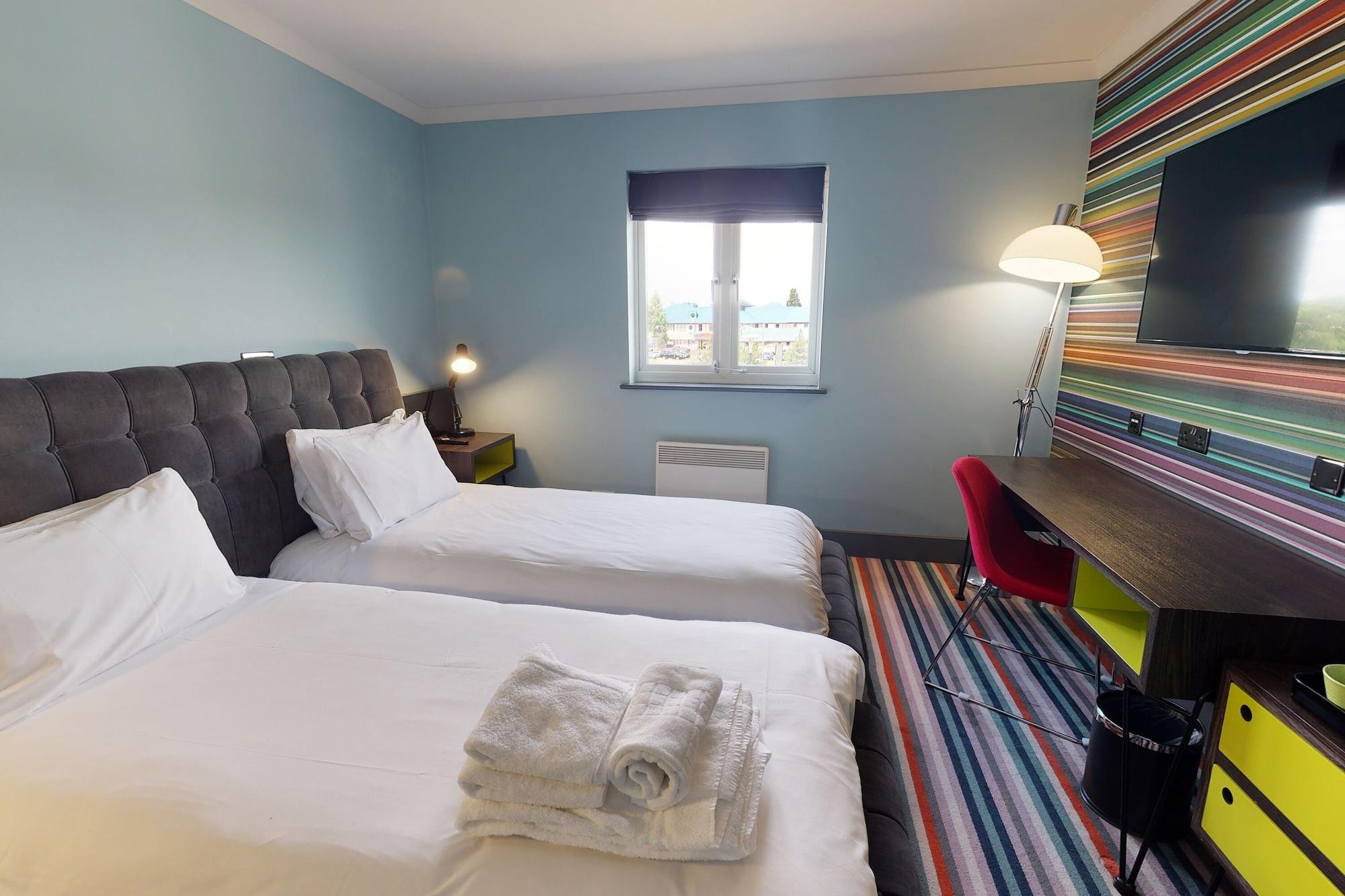Village Hotel Bournemouth Dış mekan fotoğraf
