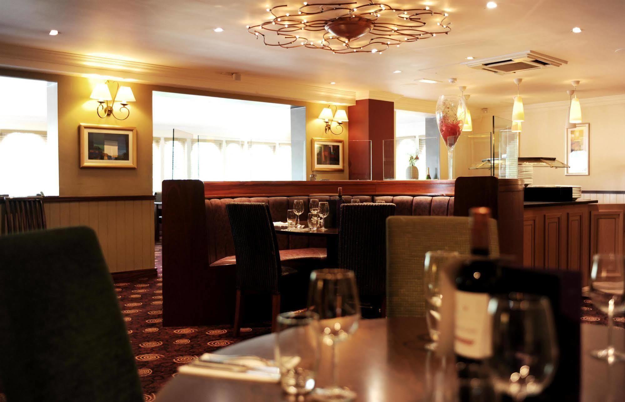 Village Hotel Bournemouth Dış mekan fotoğraf